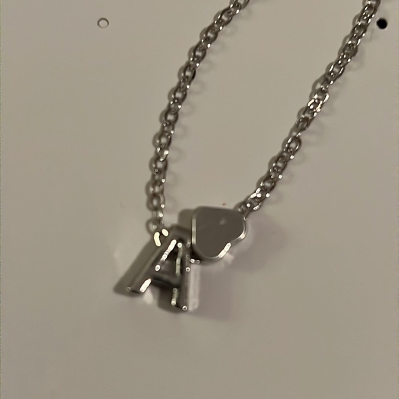NWT Heart and Letter A Charm Necklace - Picture 3 of 3